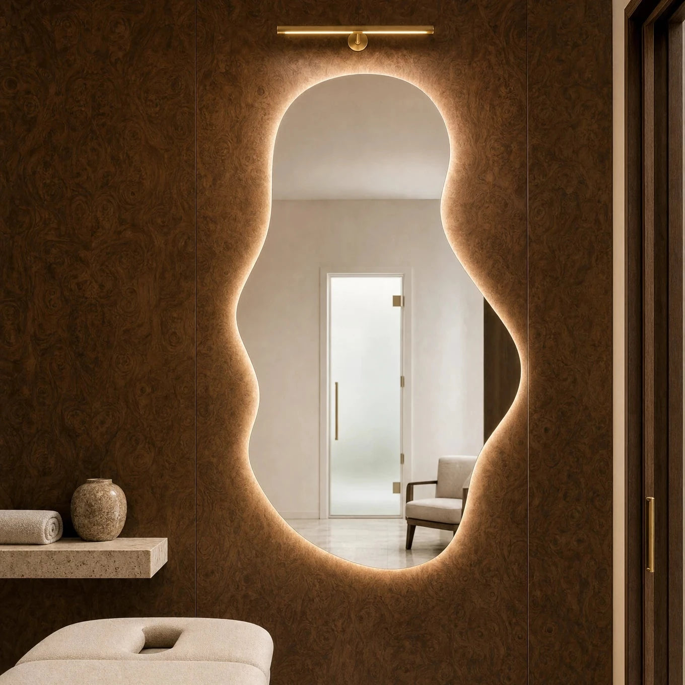 Claris EMIRA STUDIO organic backlit mirror in a physiotherapy recovery suite, Studio Line