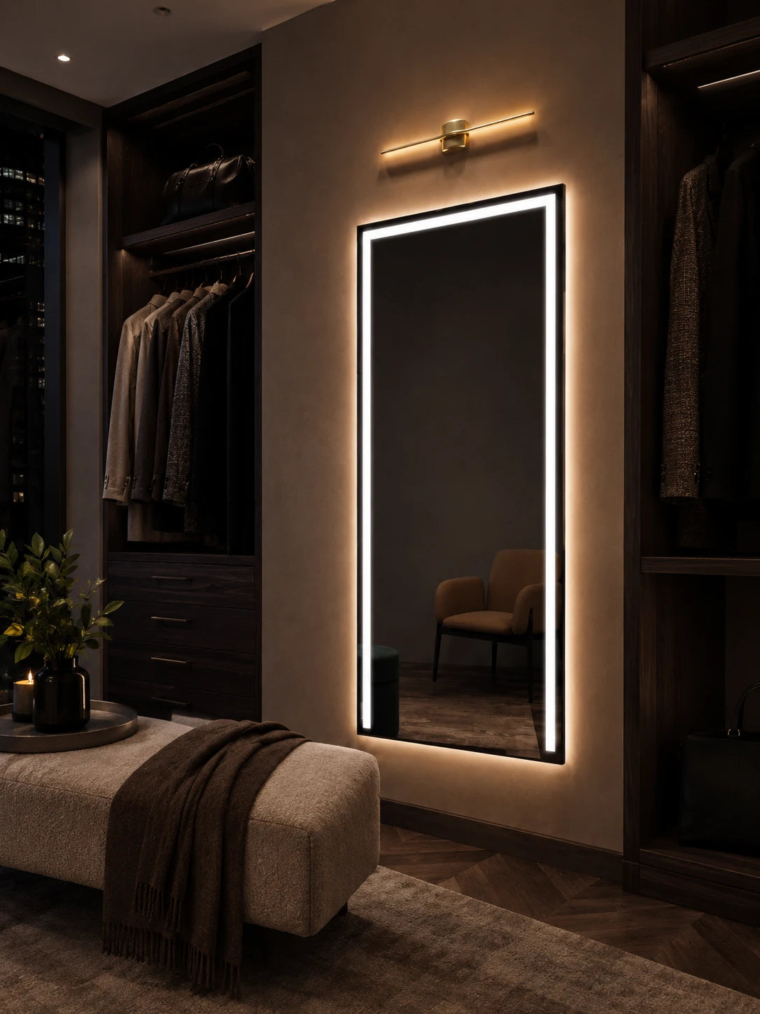 ACARI DECOR mirror in a home-living interior, portrait view, Art Collection. Claris Company.