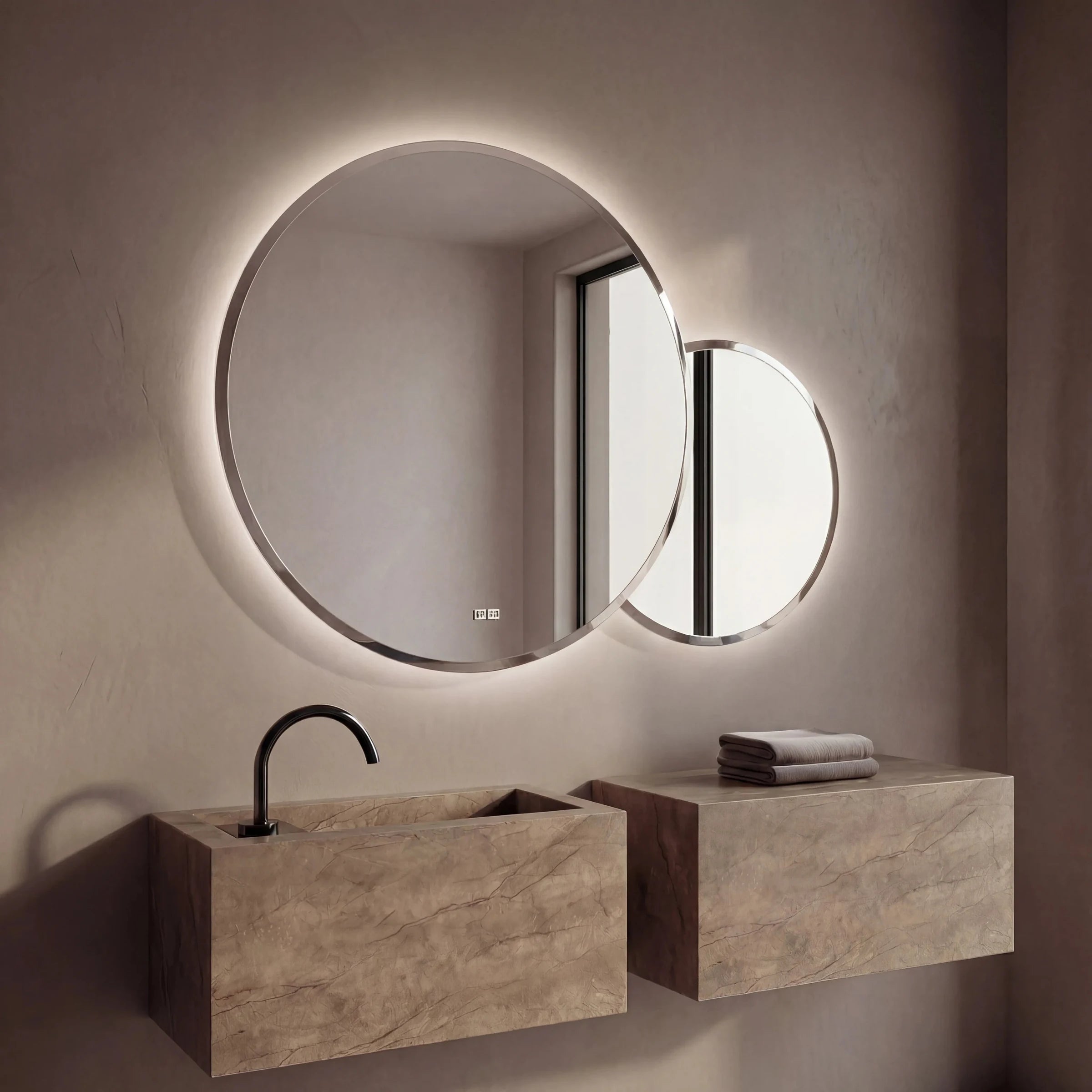 DUO R mirror, Elegance Collection. Claris Company.