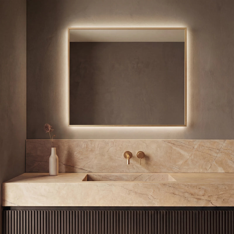 ORO LIGHT mirror in a bathroom, Elegance Collection. Claris Company.