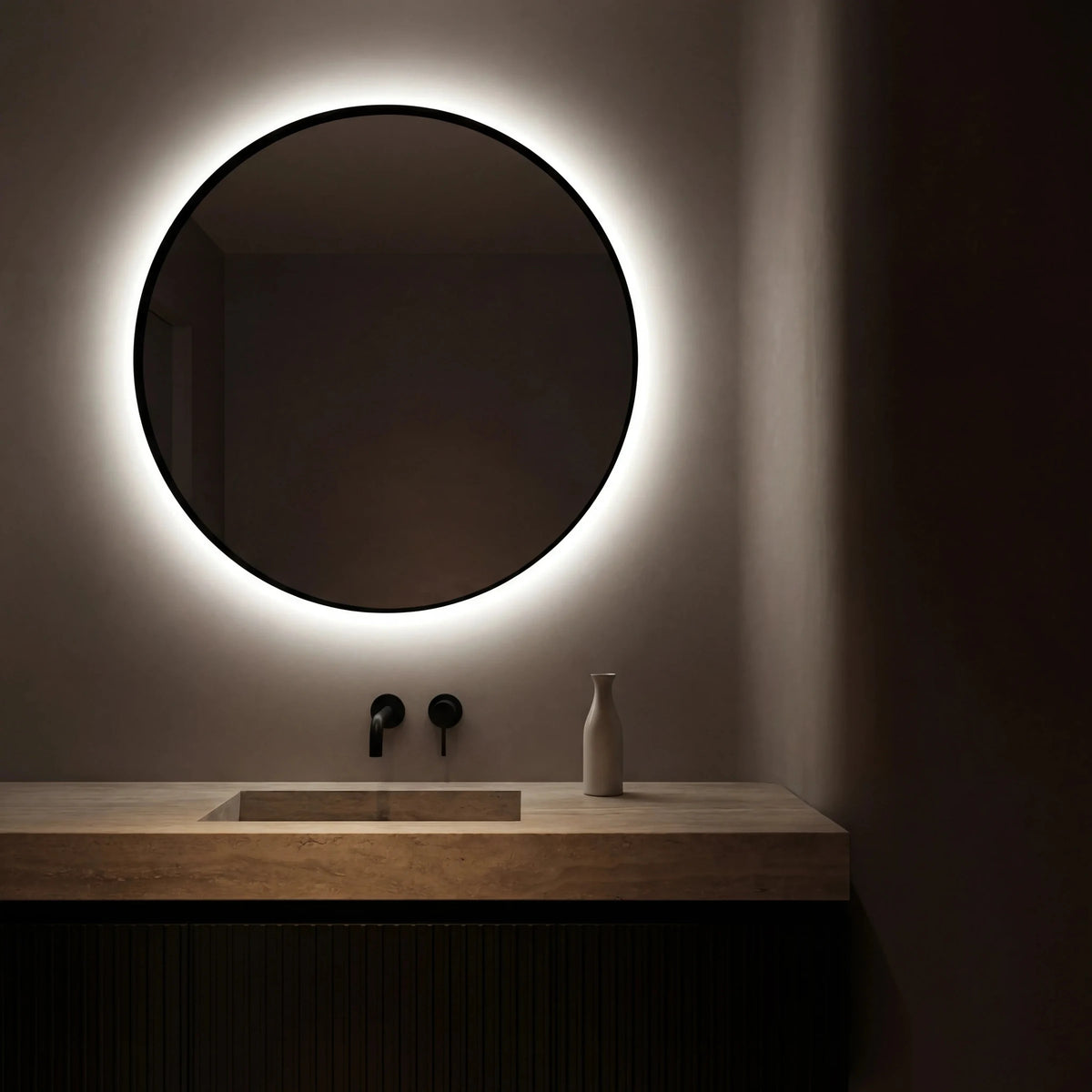 VIANO mirror, Elegance Collection. Claris Company.