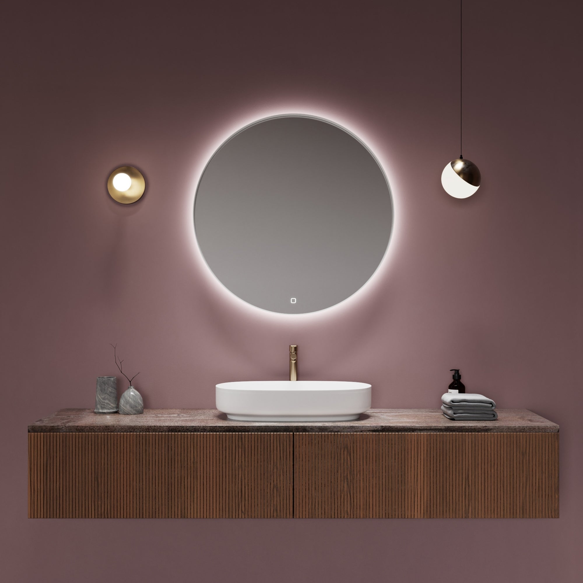 Close-up of VIANO mirror’s refined stainless steel edge